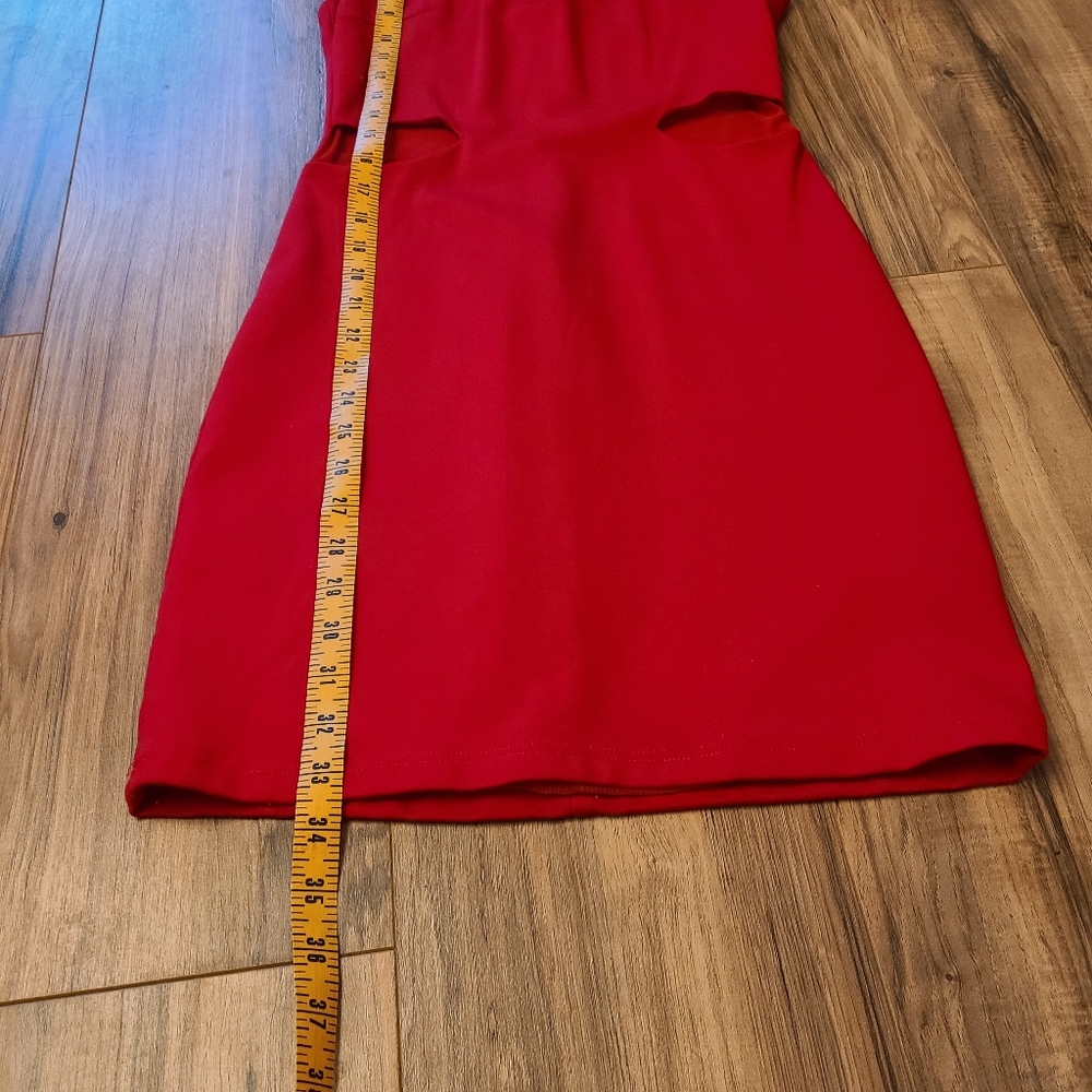 Dress - Picture 11 of 11